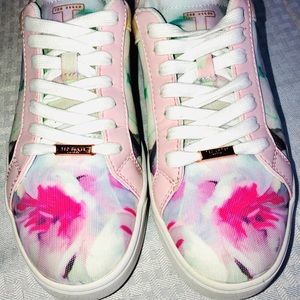 Ted Baker womens low top sneakers
